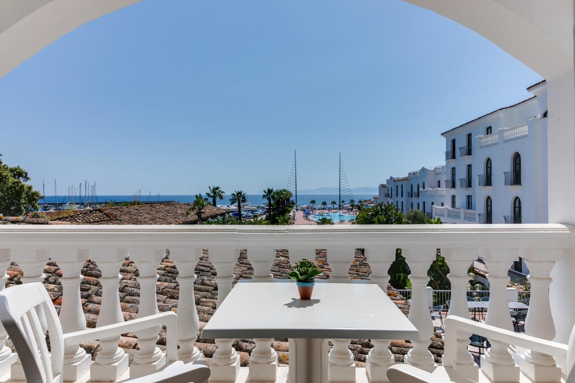 Sighientu Resort كابيتانا الغرفة الصورة
